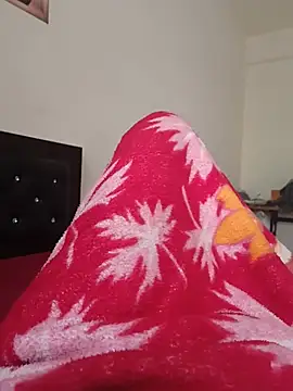 Snapshot of adil_cute chatting on July 19, 11:36 am adil cute online show from July 19, 11:36 am