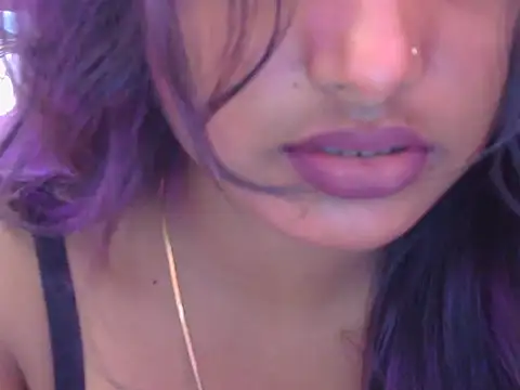 Snapshot of Itz-jasleen chatting on May 21, 5:03 am Itz-jasleen online show from May 21, 5:03 am