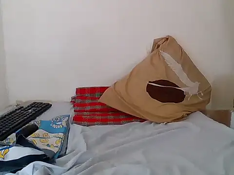 Snapshot of GRACY222 chatting on July 10, 5:34 am GRACY222 online show from July 10, 5:34 am