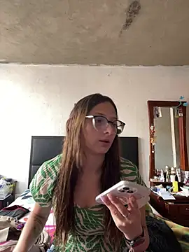 aria rousse3 online show from May 21, 1:29 pm