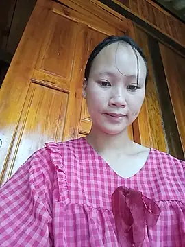 hellenmay11 online show from August 8, 9:22 am