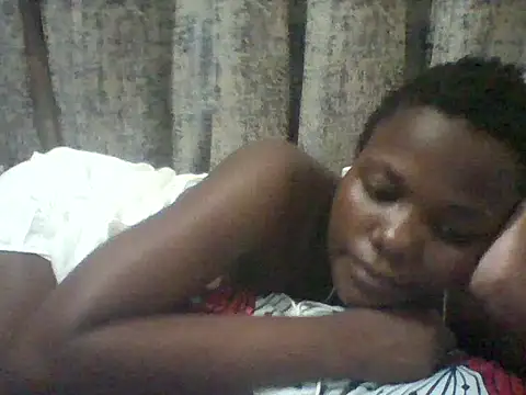 Snapshot of tina_2030 chatting on May 27, 6:27 pm tina 2030 online show from May 27, 6:27 pm