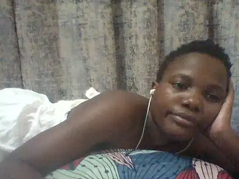 Snapshot of tina_2030 chatting on May 28, 6:32 am tina 2030 online show from May 28, 6:32 am