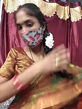 Snapshot of reshma124 chatting on June 20, 5:21 am reshma124 online show from June 20, 5:21 am
