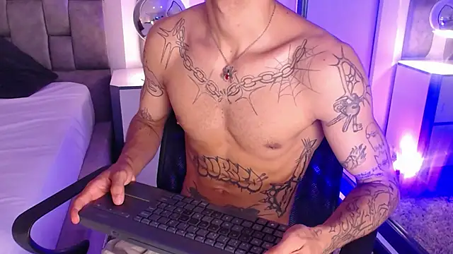EnzoHunters online show from May 28, 3:48 am