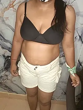 SonikaVerma online show from July 28, 8:45 pm