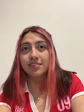 Snapshot of Emma_Cut chatting on May 27, 5:15 am Emma Cut online show from May 27, 5:15 am