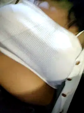 Snapshot of Miss_Anjali_Sany chatting on June 21, 7:16 pm Miss Anjali Sany online show from June 21, 7:16 pm