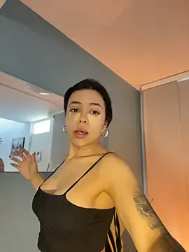 FERNANDAXX  online show from July 9, 1:26 pm