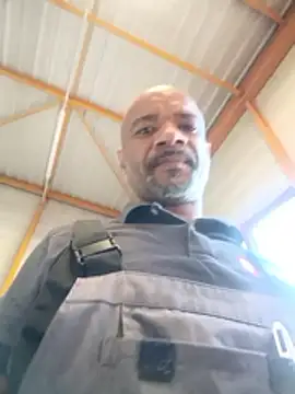 Snapshot of tropical57 chatting on May 27, 7:38 am tropical57 online show from May 27, 7:38 am