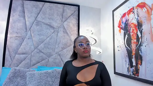 Snapshot of ZoeBrowns chatting on June 3, 11:35 am ZoeBrowns online show from June 3, 11:35 am