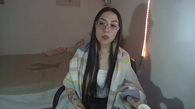 Frida nymph online show from August 1, 8:13 am