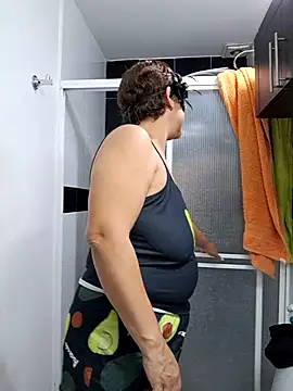 Snapshot of HOTANDSKINNY chatting on July 14, 11:16 am HOTANDSKINNY online show from July 14, 11:16 am