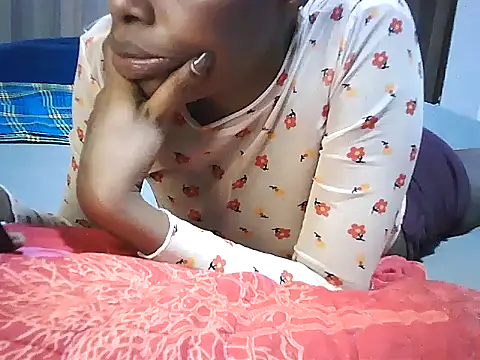 chocolata-cocoa online show from May 23, 4:55 pm