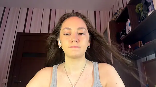 Snapshot of EllieNorth chatting on May 27, 10:01 am EllieNorth online show from May 27, 10:01 am