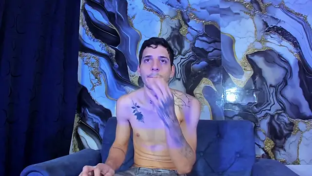 boy max latin online show from June 4, 7:20 pm