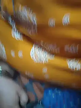 Snapshot of geetha431 chatting on June 29, 11:38 pm geetha431 online show from June 29, 11:38 pm