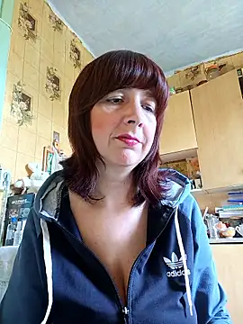 MilaSwan777 online show from May 22, 9:48 am