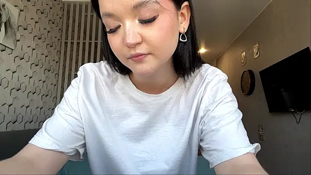 Snapshot of NikiGrandberry chatting on May 23, 2:43 pm NikiGrandberry online show from May 23, 2:43 pm