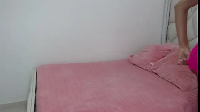 Valeria Santos  online show from July 11, 2:42 pm