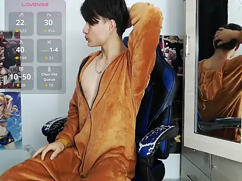 Snapshot of Ken_kanek1 chatting on June 9, 1:12 pm Ken kanek1 online show from June 9, 1:12 pm