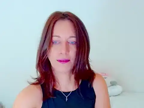 anapereira1 online show from July 14, 4:13 pm