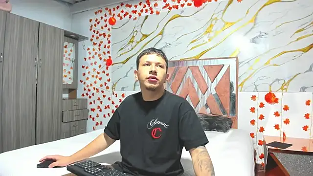 Cassie and nate online show from May 25, 3:12 am