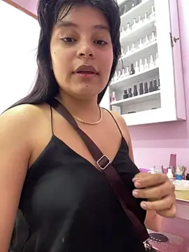 Snapshot of Samantha_Torrez1 chatting on May 27, 3:42 pm Samantha Torrez1 online show from May 27, 3:42 pm