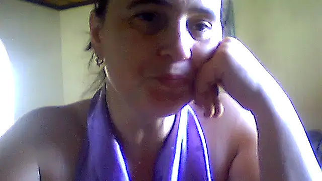 Snapshot of AniaCool77 chatting on June 9, 5:41 am AniaCool77 online show from June 9, 5:41 am