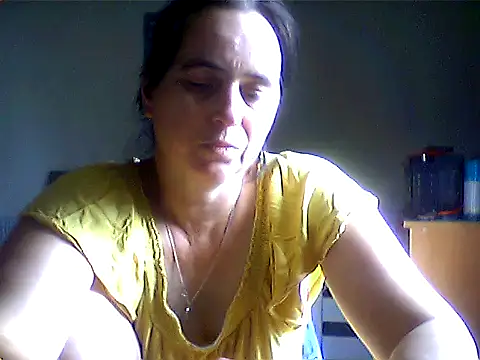 Snapshot of AniaCool77 chatting on June 17, 10:28 am AniaCool77 online show from June 17, 10:28 am