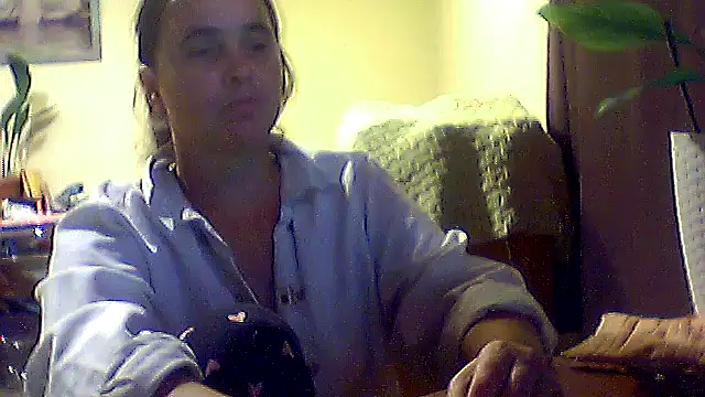 Snapshot of AniaCool77 chatting on August 9, 7:19 pm AniaCool77 online show from August 9, 7:19 pm