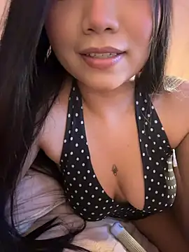 Snapshot of maria_lunag chatting on July 7, 2:47 am maria lunag online show from July 7, 2:47 am