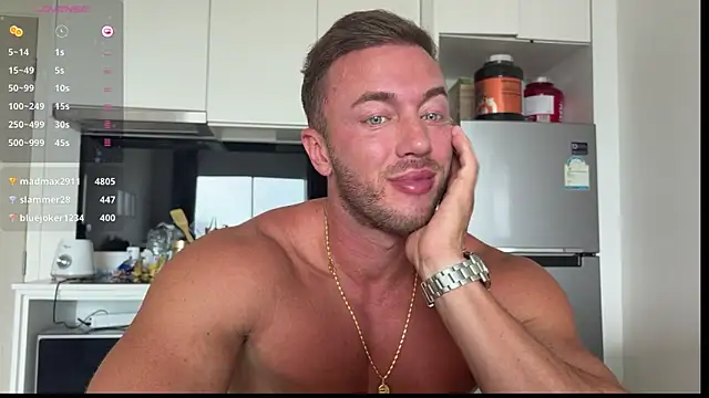 Snapshot of Leon_lovefitness chatting on June 13, 3:37 am Leon lovefitness online show from June 13, 3:37 am