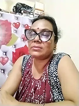 Snapshot of sampachatterjee234 chatting on July 11, 4:53 pm sampachatterjee234 online show from July 11, 4:53 pm