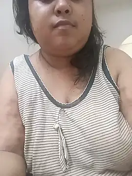 Snapshot of sampachatterjee234 chatting on July 25, 10:29 pm sampachatterjee234 online show from July 25, 10:29 pm