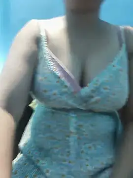 Raginilove online show from June 2, 2:52 pm