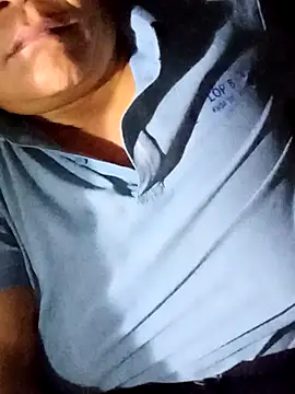 Snapshot of Bong_sexy chatting on July 12, 8:55 pm Bong sexy online show from July 12, 8:55 pm