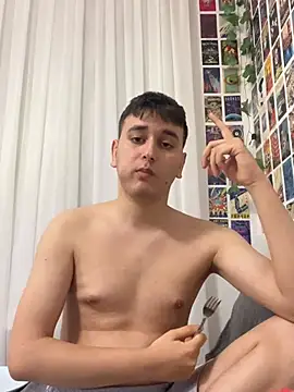 Snapshot of imjustaboyy1 chatting on May 29, 6:28 pm imjustaboyy1 online show from May 29, 6:28 pm
