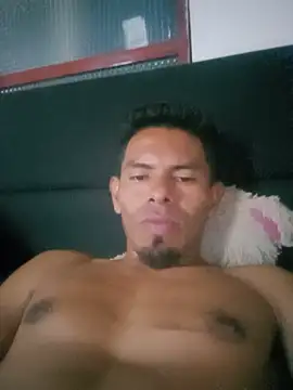 Dominic 24 online show from May 21, 10:39 pm