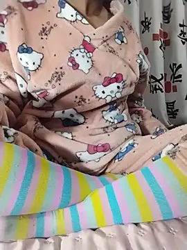 Estefanycute online show from June 1, 10:44 pm