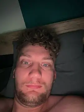 Stefan4513 online show from July 9, 3:43 am