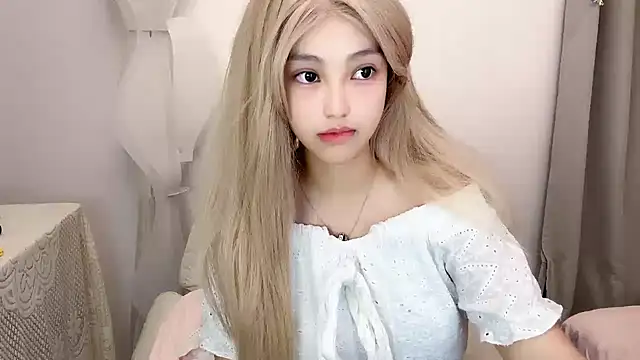 jiangjiang2005 online show from June 29, 7:58 am