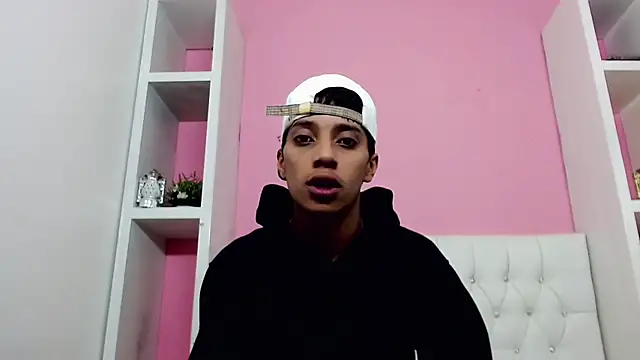 jl brayan12 online show from June 12, 3:44 pm