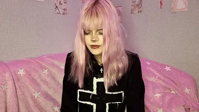 Snapshot of VelvetAlice chatting on June 7, 9:07 pm VelvetAlice online show from June 7, 9:07 pm