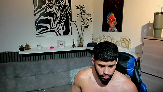 RikyAaron online show from June 5, 8:58 pm