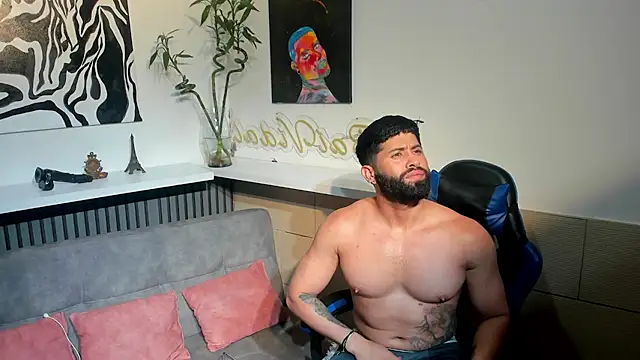 RikyAaron online show from June 23, 1:03 am