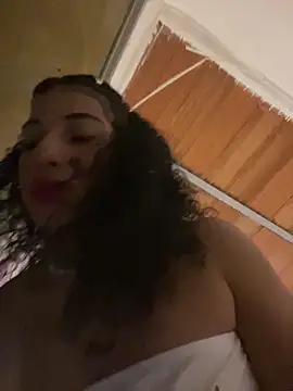Snapshot of Miily_0 chatting on May 28, 1:14 am Miily 0 online show from May 28, 1:14 am