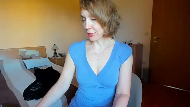 SummerLiza online show from June 16, 2:52 pm