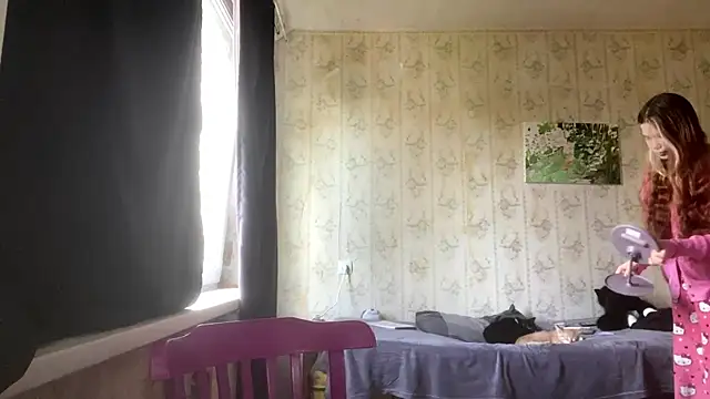 SusanaLeichty online show from July 12, 4:42 pm