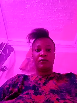 Snapshot of QueenLave chatting on May 28, 10:01 am QueenLave online show from May 28, 10:01 am